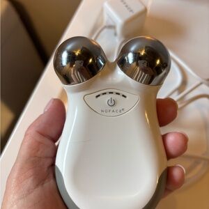 NuFACE Mini Facial Toning Device - White